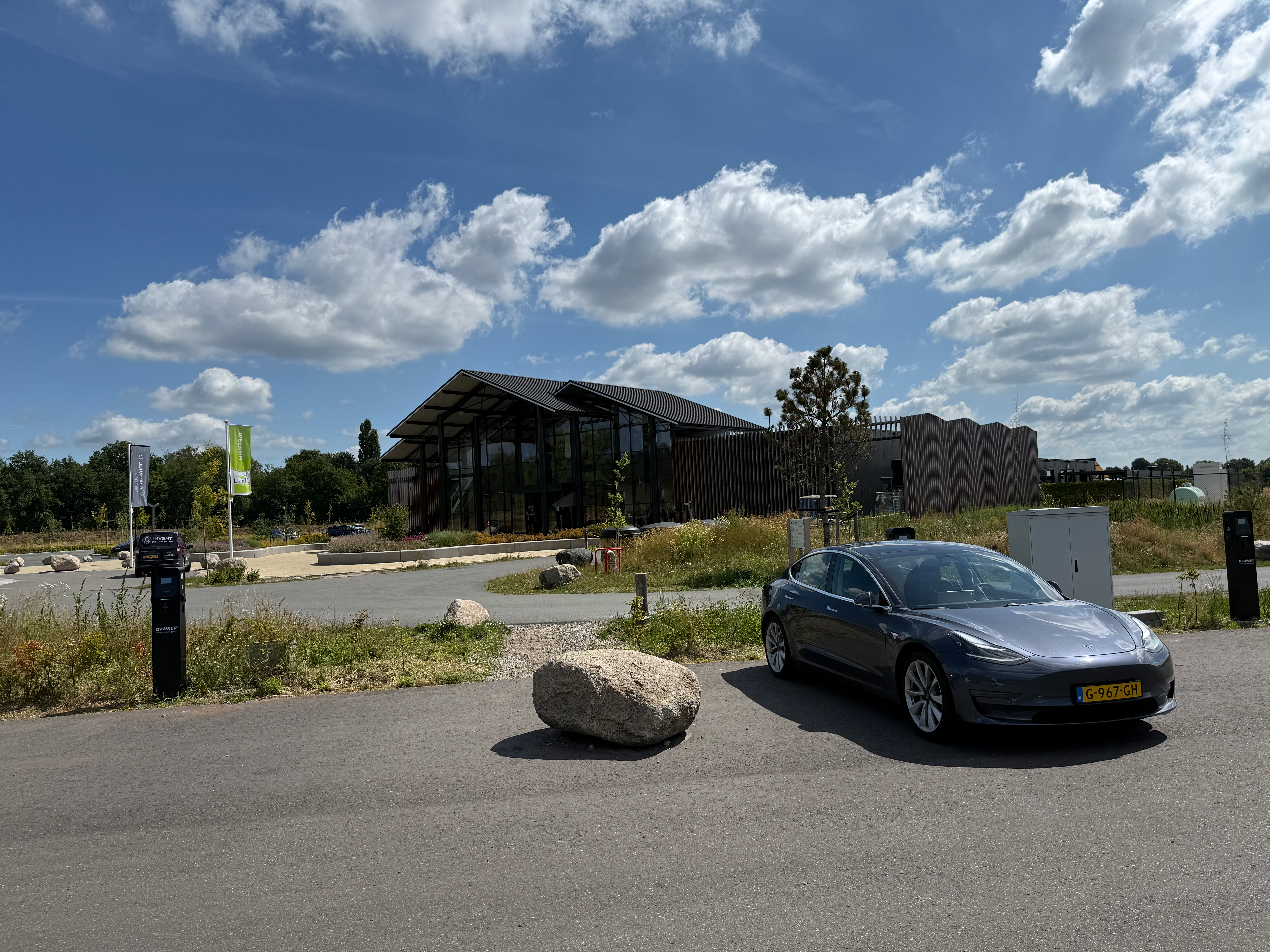 Batterij en laadplein bij vakantiepark Landal RP Heihorsten